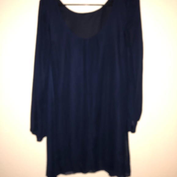 🆑⚡️Cute navy blue top with built in necklace - Picture 6 of 6